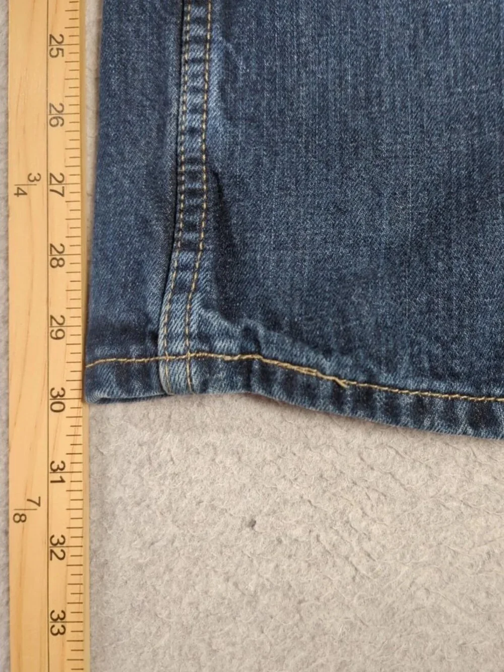 Levis levi 527